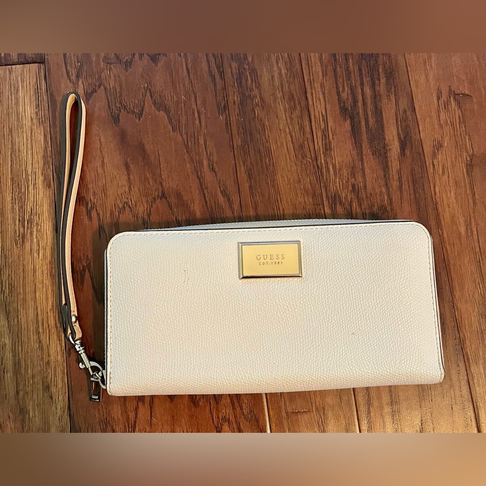 Guess wristlet wallet
